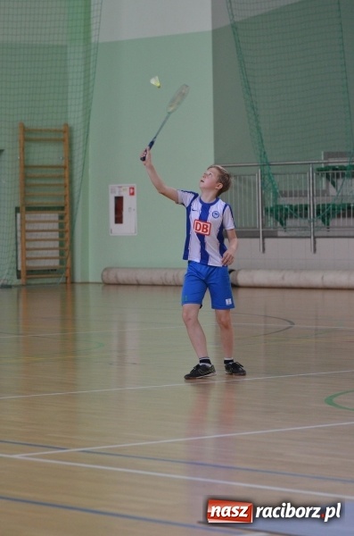 Zdjęcie w galerii na portalu naszraciborz.pl: Wakacyjny turniej badmintona w Arenie Rafako wiadomości z regionu