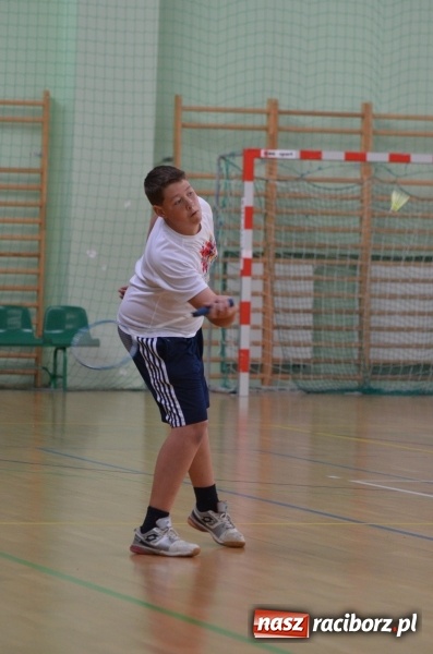 Zdjęcie w galerii na portalu naszraciborz.pl: Wakacyjny turniej badmintona w Arenie Rafako wiadomości z regionu