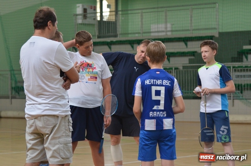 Zdjęcie w galerii na portalu naszraciborz.pl: Wakacyjny turniej badmintona w Arenie Rafako wiadomości z regionu