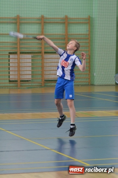 Zdjęcie w galerii na portalu naszraciborz.pl: Wakacyjny turniej badmintona w Arenie Rafako wiadomości z regionu