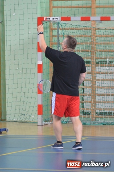 Zdjęcie w galerii na portalu naszraciborz.pl: Wakacyjny turniej badmintona w Arenie Rafako wiadomości z regionu