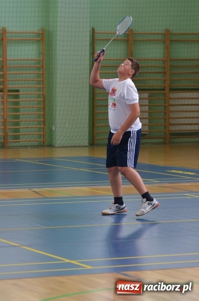 Zdjęcie w galerii na portalu naszraciborz.pl: Wakacyjny turniej badmintona w Arenie Rafako wiadomości z regionu