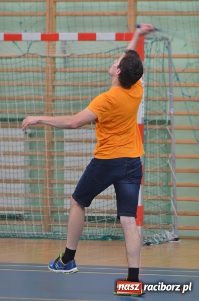 Zdjęcie w galerii na portalu naszraciborz.pl: Wakacyjny turniej badmintona w Arenie Rafako wiadomości z regionu
