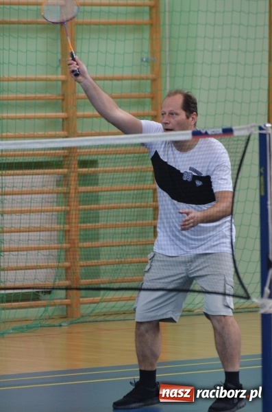 Zdjęcie w galerii na portalu naszraciborz.pl: Wakacyjny turniej badmintona w Arenie Rafako wiadomości z regionu