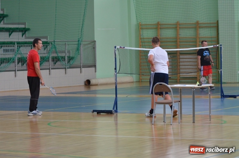 Zdjęcie w galerii na portalu naszraciborz.pl: Wakacyjny turniej badmintona w Arenie Rafako wiadomości z regionu