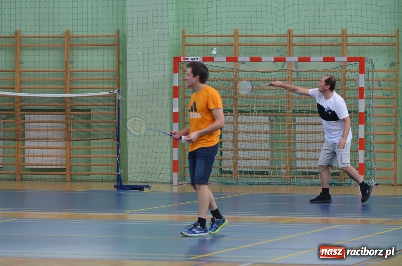 Zdjęcie w galerii na portalu naszraciborz.pl: Wakacyjny turniej badmintona w Arenie Rafako wiadomości z regionu