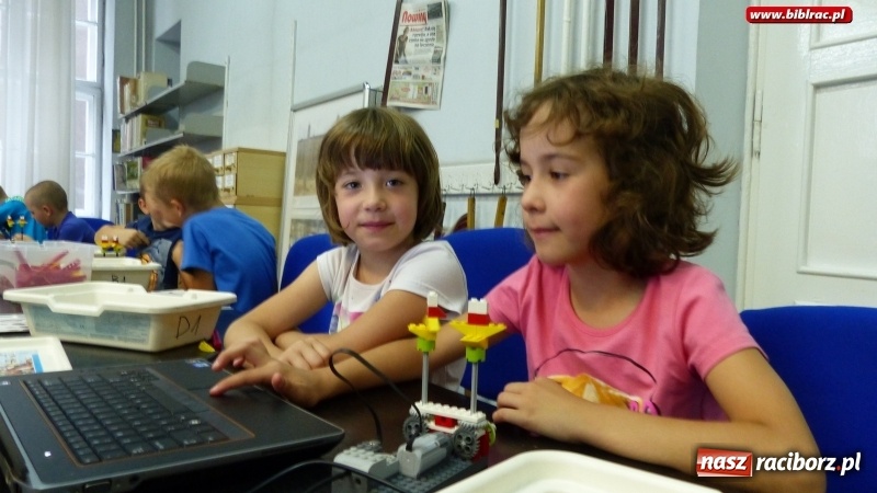 Zdjęcie w galerii na portalu naszraciborz.pl: Legomania powraca do biblioteki wiadomości z regionu