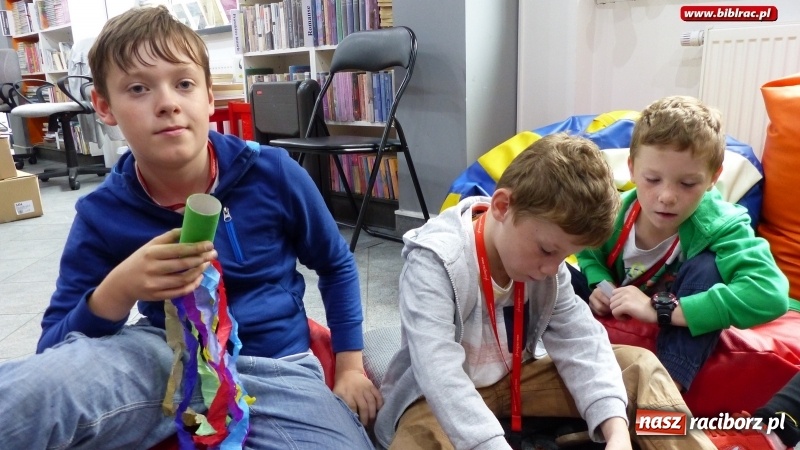 Zdjęcie w galerii na portalu naszraciborz.pl: Legendarny początek Lata z Biblioteką wiadomości z regionu