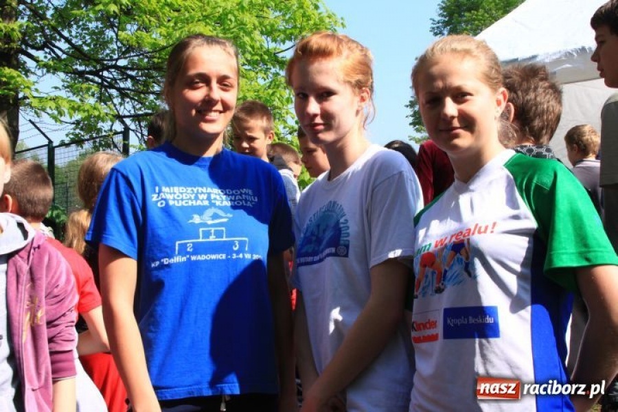 Zdjęcie w galerii na portalu naszraciborz.pl: Biegając promowali aktywny styl życia wiadomości z regionu