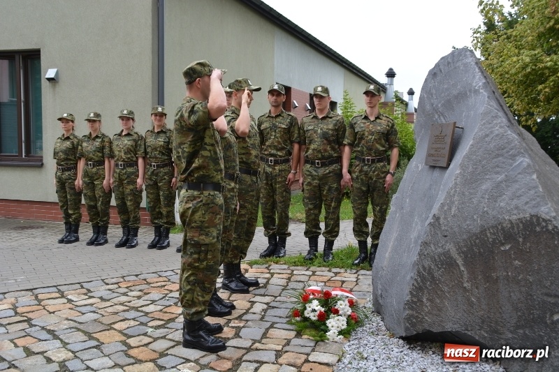 Zdjęcie w galerii na portalu naszraciborz.pl: Najlepsi z najlepszych. Śląska komenda SG w Raciborzu ma nowych funkcjonariuszy  wiadomości z regionu
