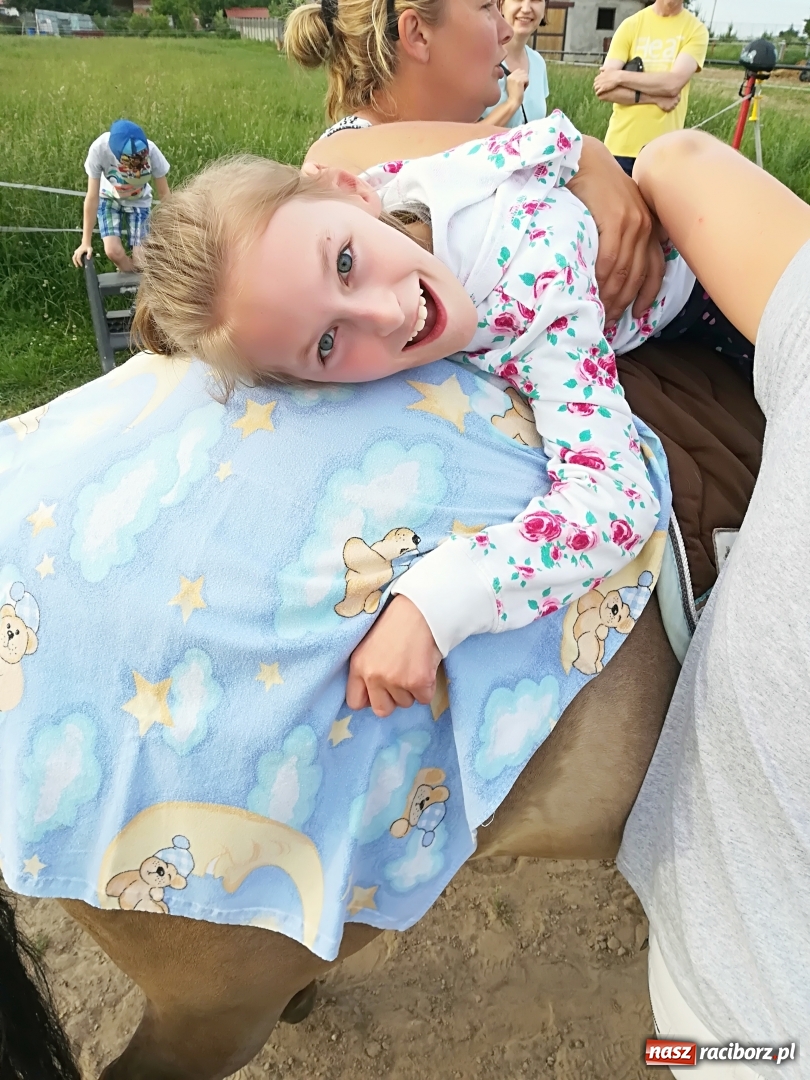 Zdjęcie w galerii na portalu naszraciborz.pl: Martynka Plich potrzebuje pomocy wiadomości z regionu