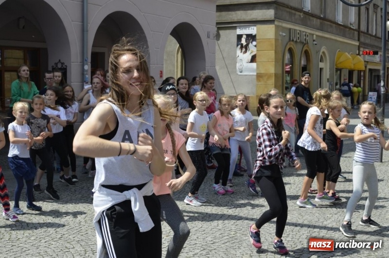 Zdjęcie w galerii na portalu naszraciborz.pl: Podsumowanie warsztatów tanecznych przy RCI wiadomości z regionu