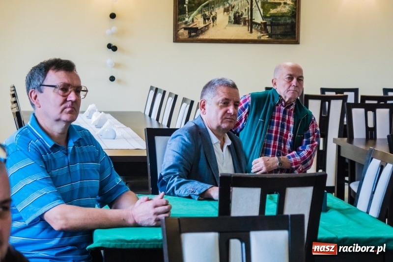 Zdjęcie w galerii na portalu naszraciborz.pl: Raciborscy brydżyści podsumowali sezon wiadomości z regionu