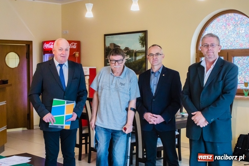 Zdjęcie w galerii na portalu naszraciborz.pl: Raciborscy brydżyści podsumowali sezon wiadomości z regionu