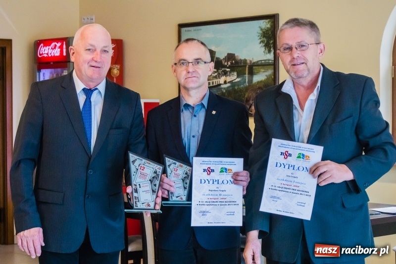 Zdjęcie w galerii na portalu naszraciborz.pl: Raciborscy brydżyści podsumowali sezon wiadomości z regionu