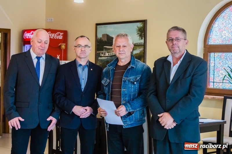 Zdjęcie w galerii na portalu naszraciborz.pl: Raciborscy brydżyści podsumowali sezon wiadomości z regionu