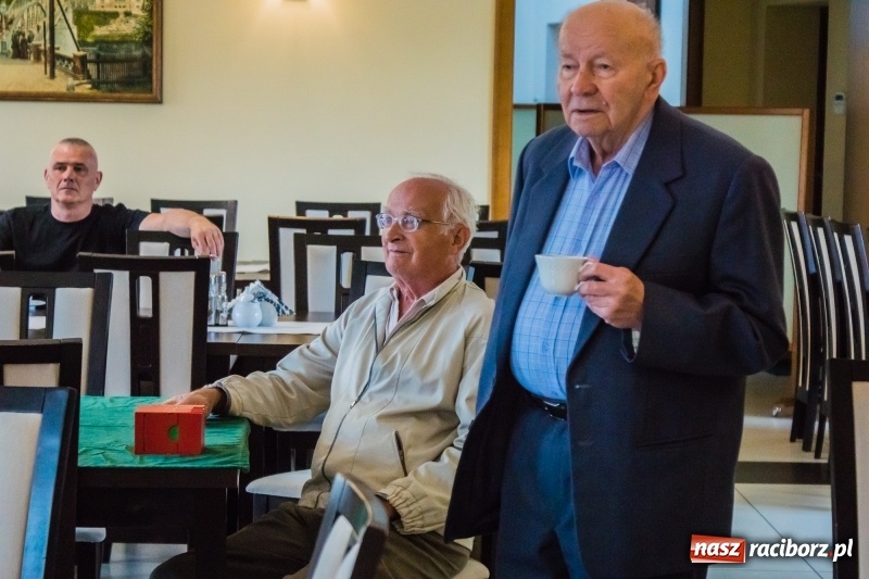 Zdjęcie w galerii na portalu naszraciborz.pl: Raciborscy brydżyści podsumowali sezon wiadomości z regionu