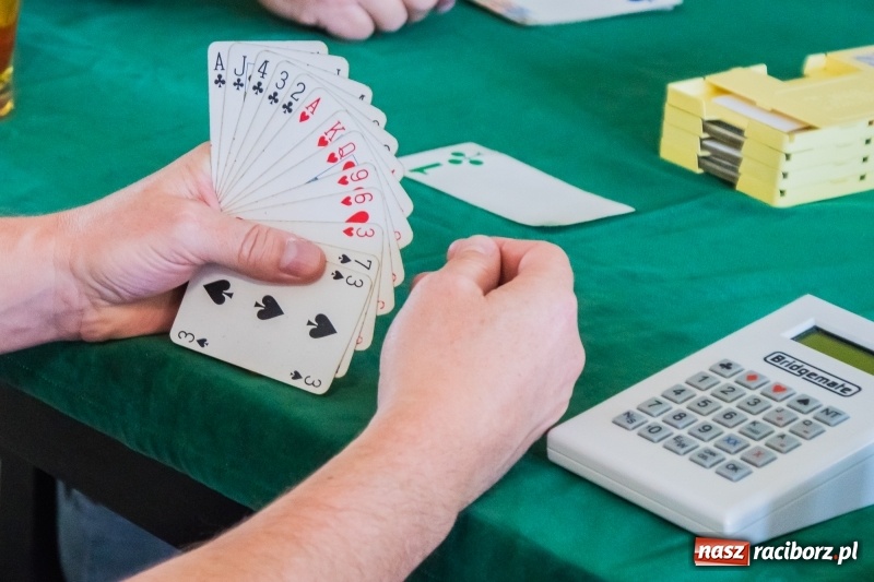 Zdjęcie w galerii na portalu naszraciborz.pl: Raciborscy brydżyści podsumowali sezon wiadomości z regionu