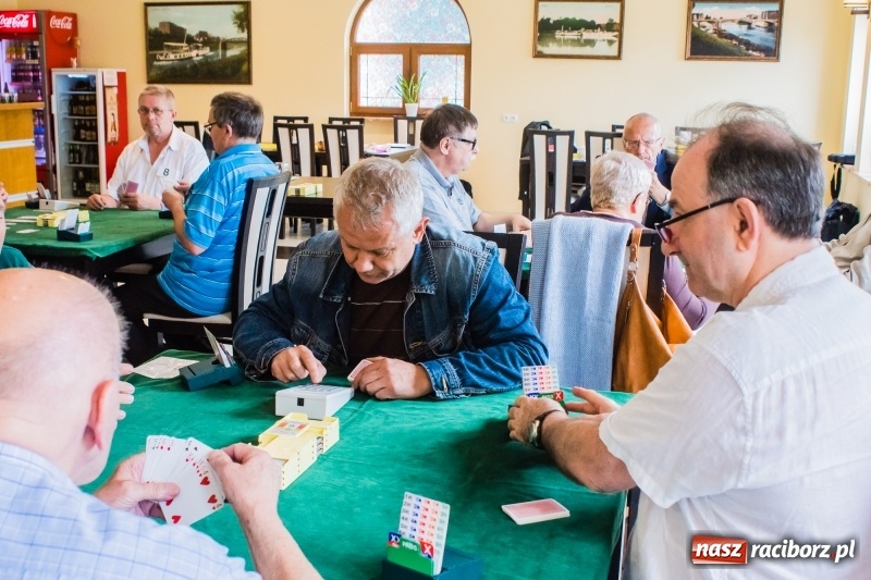 Zdjęcie w galerii na portalu naszraciborz.pl: Raciborscy brydżyści podsumowali sezon wiadomości z regionu