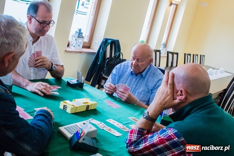 Zdjęcie w galerii na portalu naszraciborz.pl: Raciborscy brydżyści podsumowali sezon wiadomości z regionu