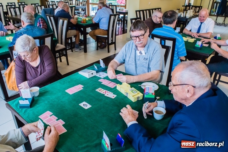 Zdjęcie w galerii na portalu naszraciborz.pl: Raciborscy brydżyści podsumowali sezon wiadomości z regionu