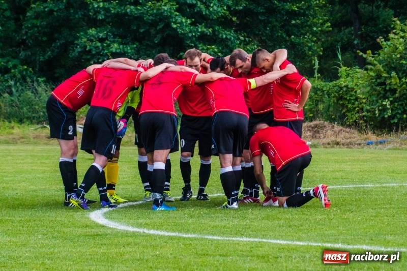 Zdjęcie w galerii na portalu naszraciborz.pl: Górki pokonane. Chałupki zostają w A klasie wiadomości z regionu