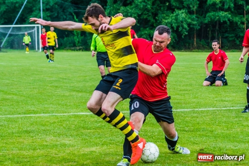 Zdjęcie w galerii na portalu naszraciborz.pl: Górki pokonane. Chałupki zostają w A klasie wiadomości z regionu