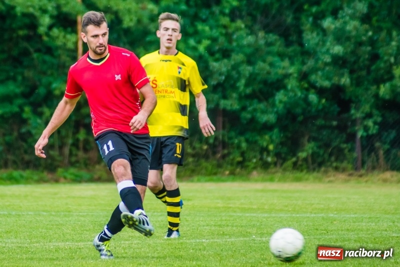 Zdjęcie w galerii na portalu naszraciborz.pl: Górki pokonane. Chałupki zostają w A klasie wiadomości z regionu