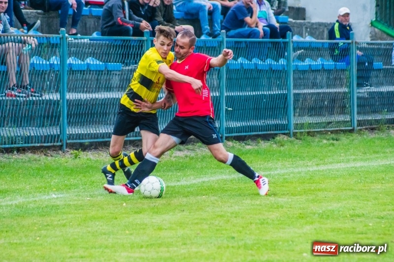 Zdjęcie w galerii na portalu naszraciborz.pl: Górki pokonane. Chałupki zostają w A klasie wiadomości z regionu