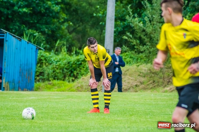 Zdjęcie w galerii na portalu naszraciborz.pl: Górki pokonane. Chałupki zostają w A klasie wiadomości z regionu