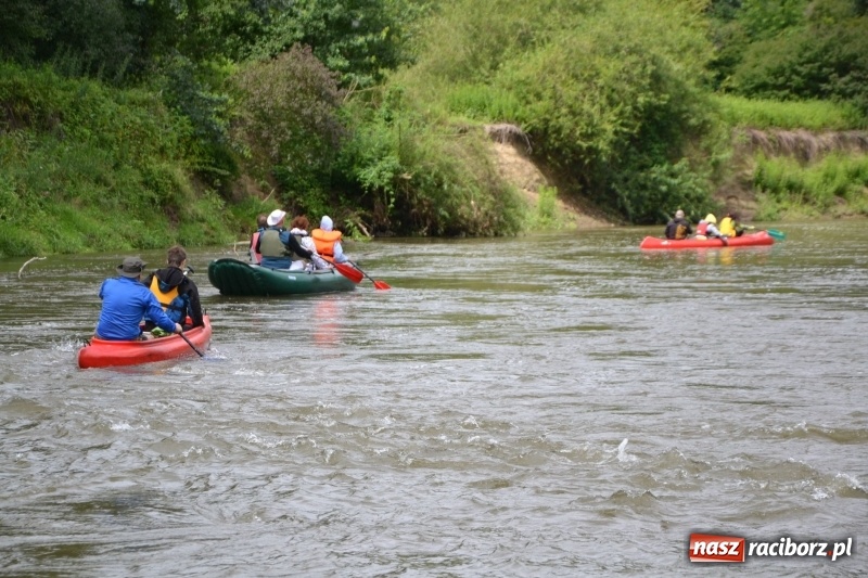 Zdjęcie w galerii na portalu naszraciborz.pl: Sezon wodniacki na Odrze oficjalnie rozpoczęty  wiadomości z regionu