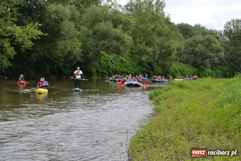Zdjęcie w galerii na portalu naszraciborz.pl: Sezon wodniacki na Odrze oficjalnie rozpoczęty  wiadomości z regionu