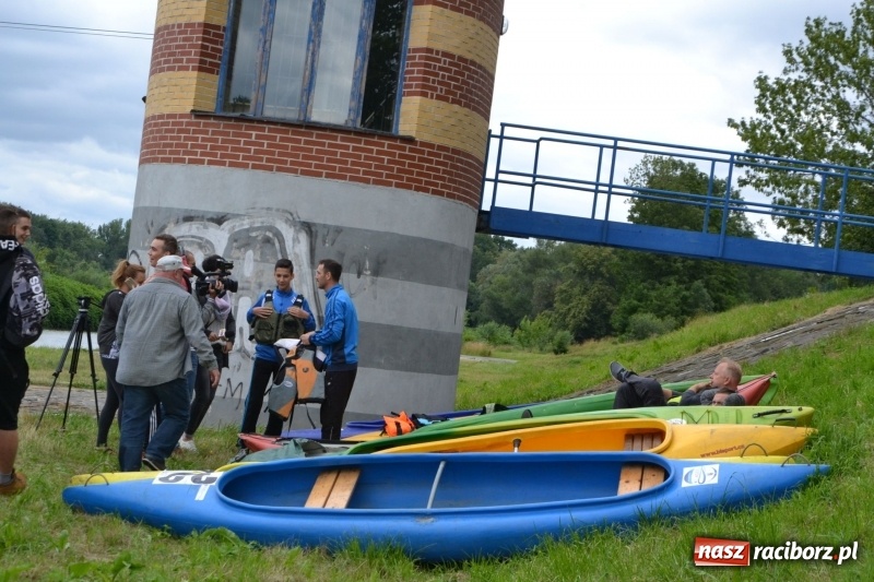Zdjęcie w galerii na portalu naszraciborz.pl: Sezon wodniacki na Odrze oficjalnie rozpoczęty  wiadomości z regionu