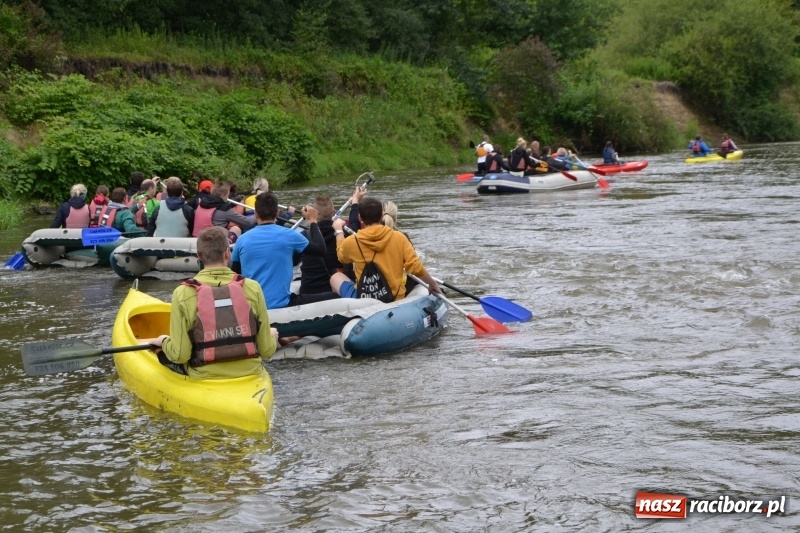 Zdjęcie w galerii na portalu naszraciborz.pl: Sezon wodniacki na Odrze oficjalnie rozpoczęty  wiadomości z regionu