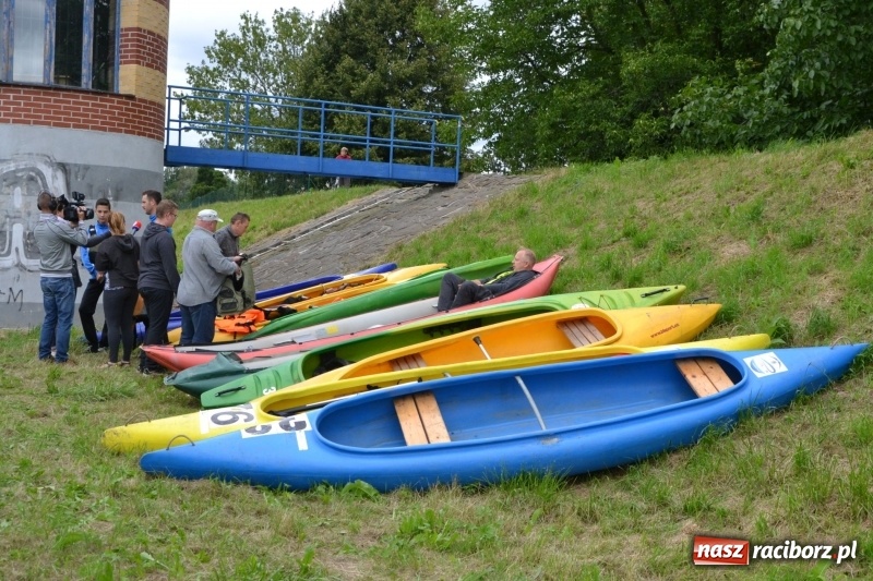 Zdjęcie w galerii na portalu naszraciborz.pl: Sezon wodniacki na Odrze oficjalnie rozpoczęty  wiadomości z regionu