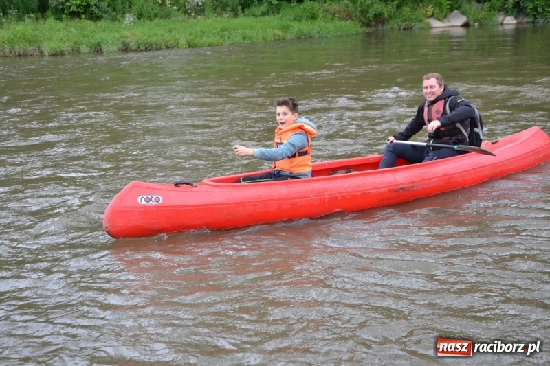Zdjęcie w galerii na portalu naszraciborz.pl: Sezon wodniacki na Odrze oficjalnie rozpoczęty  wiadomości z regionu