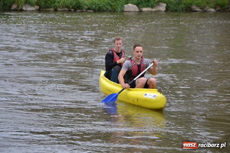 Zdjęcie w galerii na portalu naszraciborz.pl: Sezon wodniacki na Odrze oficjalnie rozpoczęty  wiadomości z regionu