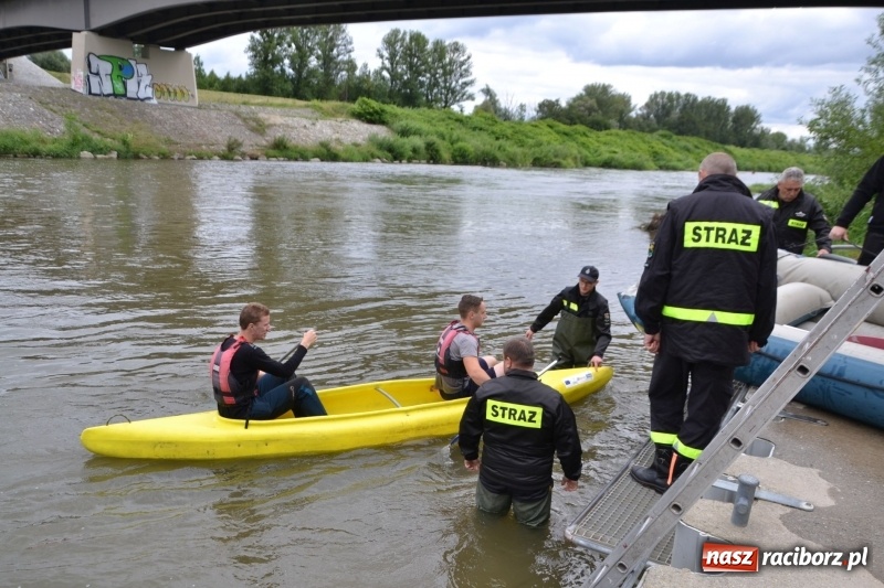 Zdjęcie w galerii na portalu naszraciborz.pl: Sezon wodniacki na Odrze oficjalnie rozpoczęty  wiadomości z regionu
