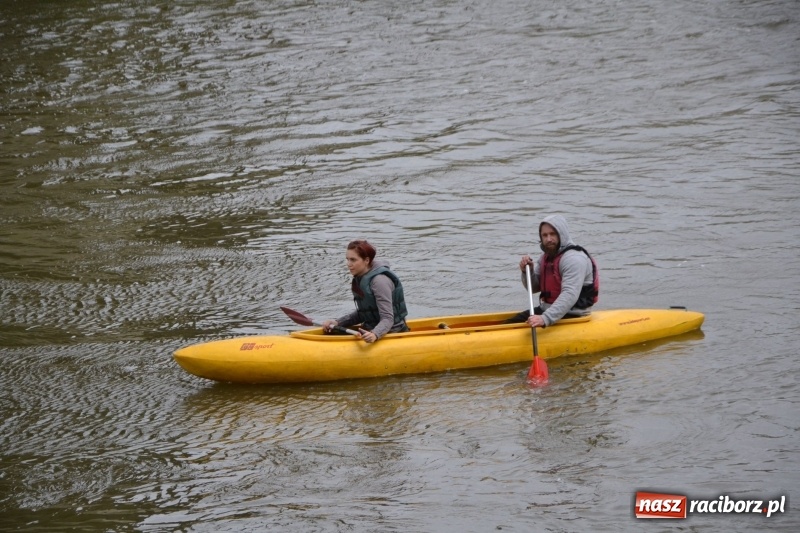 Zdjęcie w galerii na portalu naszraciborz.pl: Sezon wodniacki na Odrze oficjalnie rozpoczęty  wiadomości z regionu