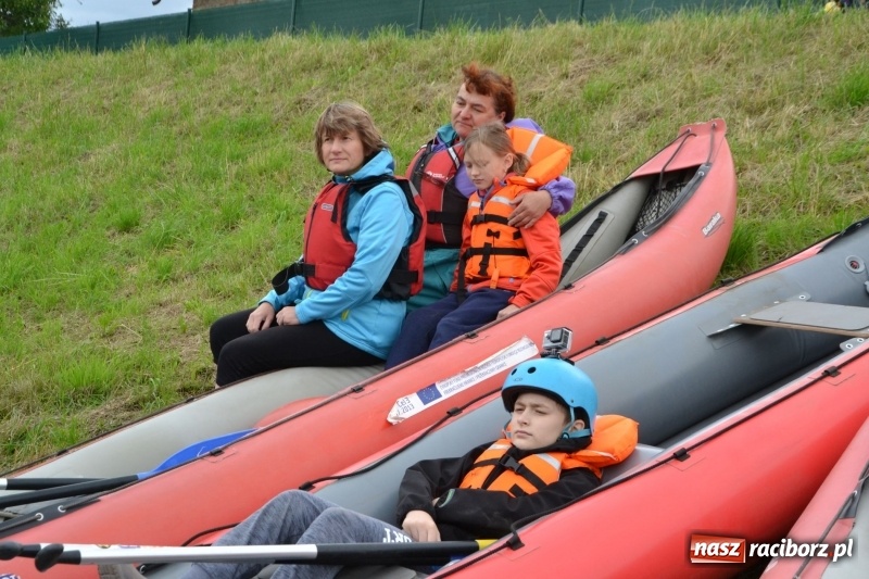 Zdjęcie w galerii na portalu naszraciborz.pl: Sezon wodniacki na Odrze oficjalnie rozpoczęty  wiadomości z regionu