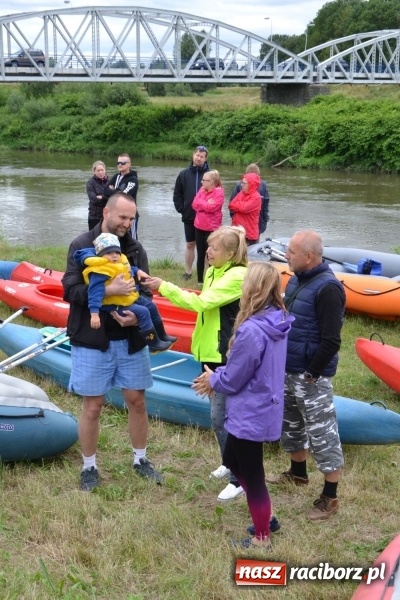 Zdjęcie w galerii na portalu naszraciborz.pl: Sezon wodniacki na Odrze oficjalnie rozpoczęty  wiadomości z regionu