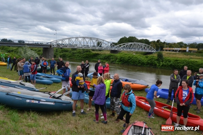 Zdjęcie w galerii na portalu naszraciborz.pl: Sezon wodniacki na Odrze oficjalnie rozpoczęty  wiadomości z regionu