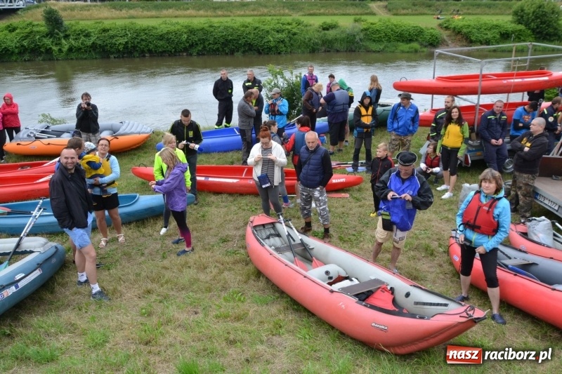Zdjęcie w galerii na portalu naszraciborz.pl: Sezon wodniacki na Odrze oficjalnie rozpoczęty  wiadomości z regionu