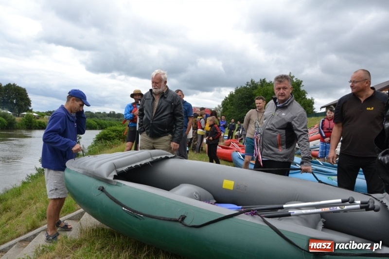 Zdjęcie w galerii na portalu naszraciborz.pl: Sezon wodniacki na Odrze oficjalnie rozpoczęty  wiadomości z regionu