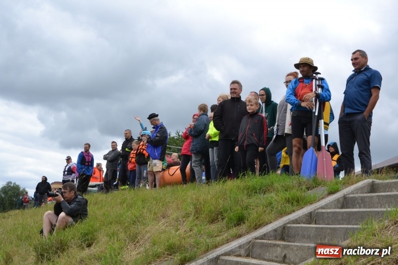 Zdjęcie w galerii na portalu naszraciborz.pl: Sezon wodniacki na Odrze oficjalnie rozpoczęty  wiadomości z regionu