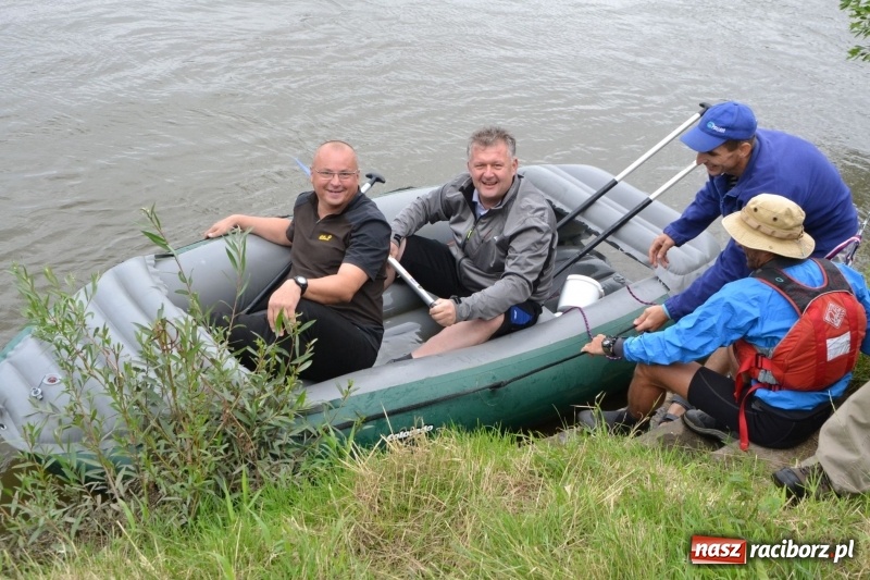 Zdjęcie w galerii na portalu naszraciborz.pl: Sezon wodniacki na Odrze oficjalnie rozpoczęty  wiadomości z regionu