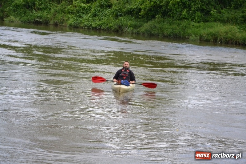Zdjęcie w galerii na portalu naszraciborz.pl: Sezon wodniacki na Odrze oficjalnie rozpoczęty  wiadomości z regionu