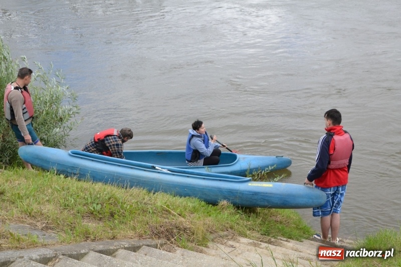 Zdjęcie w galerii na portalu naszraciborz.pl: Sezon wodniacki na Odrze oficjalnie rozpoczęty  wiadomości z regionu