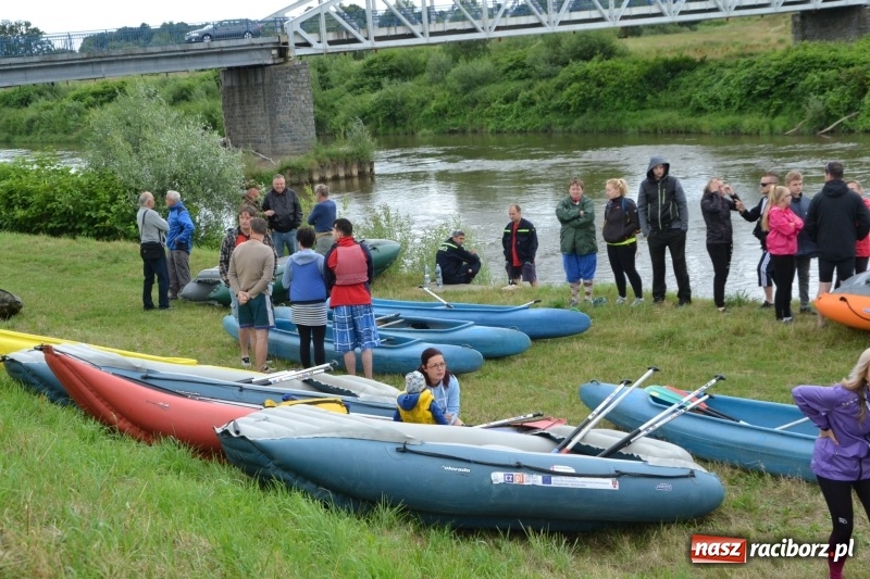 Zdjęcie w galerii na portalu naszraciborz.pl: Sezon wodniacki na Odrze oficjalnie rozpoczęty  wiadomości z regionu