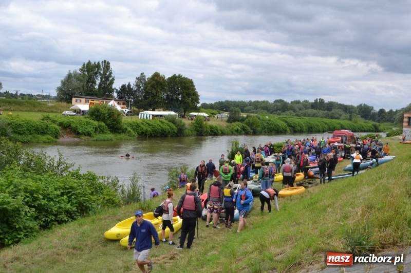 Zdjęcie w galerii na portalu naszraciborz.pl: Sezon wodniacki na Odrze oficjalnie rozpoczęty  wiadomości z regionu